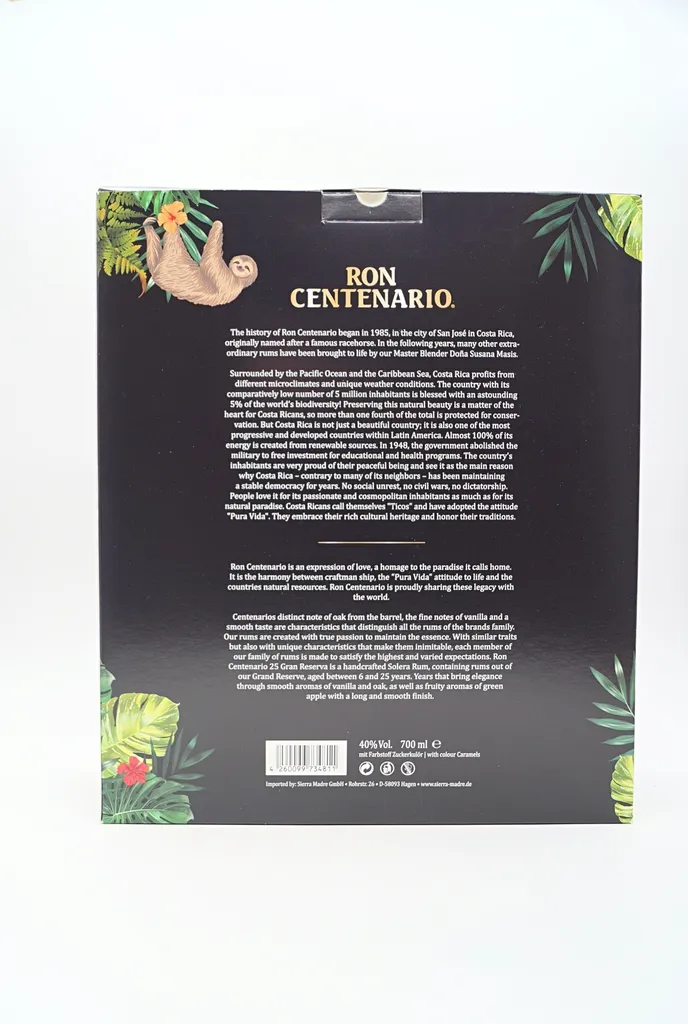 Sierra Madre Ron Centenario 25 Jahre - GP Mit Decanter + 2 Gläser 0,7l 40%vol. 3 Sierra Madre Ron Centenario 25 Jahre - GP Mit Decanter + 2 Gläser 0,7l 40%vol. – Bild 3