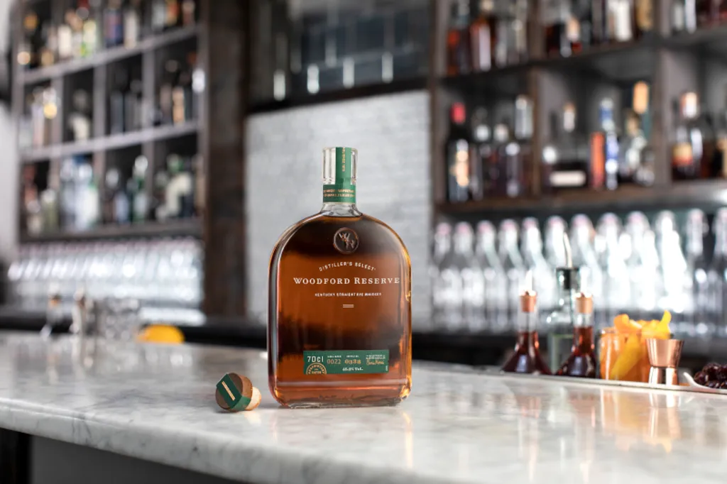 Woodford Reserve Distiller's Woodford Reserve Kentucky Straight Rye Whiskey Mit RITZENHOFF Nosing Glas | 45,2 % Vol | 0,7 L 3 Woodford Reserve Distiller's Woodford Reserve Kentucky Straight Rye Whiskey Mit RITZENHOFF Nosing Glas | 45,2 % Vol | 0,7 L – Bild 3