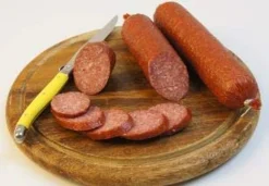 Meisters Wurst- Und Fleischwaren Bautzen Spezialitäten Geschenk Wurstpaket Kaffee Set Gemahlen | Gewürze Geschenkset Schinken Salami Käse Bratwurst Räucherlende Putenschinken 1,9 Kg -Essen Verkäufe 2476c07fe34dd1a65fa77446a940c48c