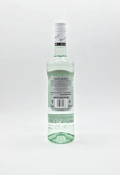 BACARDÍ Bacardi Carta Blanca Superior White Rum Puerto Rico | 37,5 % Vol | 0,7 L -Essen Verkäufe 4c87d0983a226f4ba92f3e52a29c017d