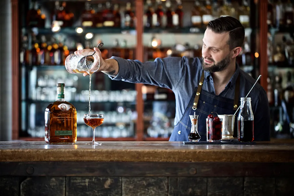 Woodford Reserve Distiller's Woodford Reserve Kentucky Straight Rye Whiskey Mit RITZENHOFF Nosing Glas | 45,2 % Vol | 0,7 L 2 Woodford Reserve Distiller's Woodford Reserve Kentucky Straight Rye Whiskey Mit RITZENHOFF Nosing Glas | 45,2 % Vol | 0,7 L – Bild 2