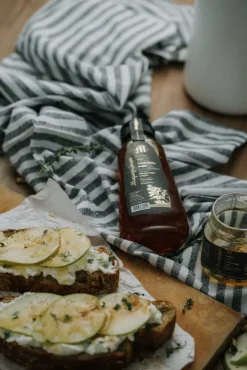 Kretischer Thymianhonig 950g Im Glas Aus Kreta Von Maragkakis Family. Reichhaltiger Geschmack, Weiche Textur. Honig Vom Imker In 4. Generation -Essen Verkäufe d21aaf5591fbdb034b880977b8265f21