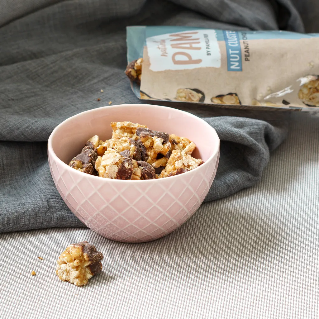 Naturally Pam By Pamela Reif | Nut Cluster | Nuss Snack | 1 X 90g | Peanut Choco 3 Naturally Pam By Pamela Reif | Nut Cluster | Nuss Snack | 1 X 90g | Peanut Choco – Bild 3