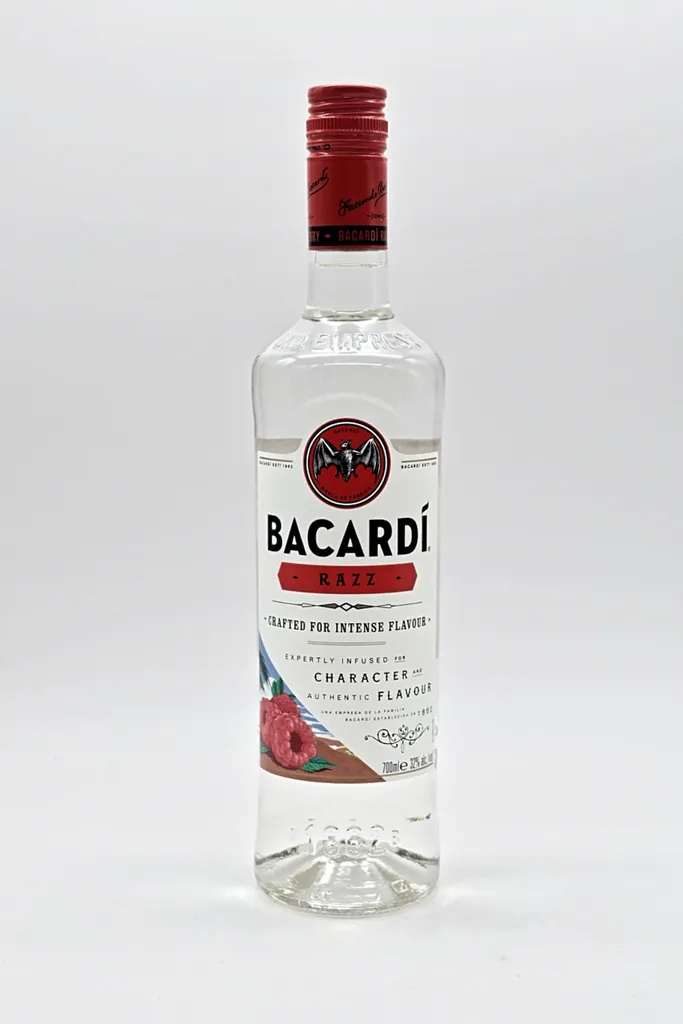 BACARDÍ Bacardi Razz 0,7l, Alc. 32 Vol.-% 5 BACARDÍ Bacardi Razz 0,7l, Alc. 32 Vol.-% – Bild 5